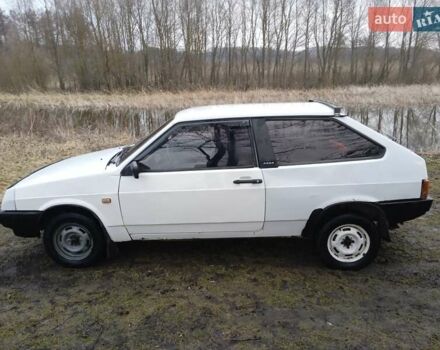 Белый ВАЗ 2108, объемом двигателя 1.3 л и пробегом 210 тыс. км за 1300 $, фото 7 на Automoto.ua