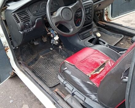 Белый ВАЗ 2108, объемом двигателя 1.3 л и пробегом 40 тыс. км за 668 $, фото 1 на Automoto.ua