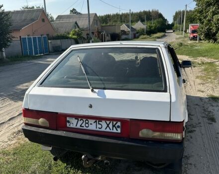 Білий ВАЗ 2108, об'ємом двигуна 1.5 л та пробігом 200 тис. км за 900 $, фото 3 на Automoto.ua