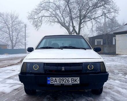 Белый ВАЗ 2108, объемом двигателя 1.3 л и пробегом 230 тыс. км за 950 $, фото 1 на Automoto.ua