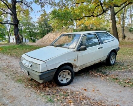Белый ВАЗ 2108, объемом двигателя 1.5 л и пробегом 100 тыс. км за 500 $, фото 1 на Automoto.ua