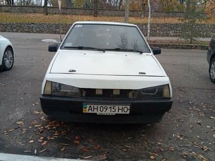 Белый ВАЗ 2108, объемом двигателя 1.3 л и пробегом 80 тыс. км за 1000 $, фото 1 на Automoto.ua