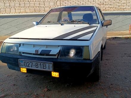 ВАЗ 2108 1986 у Могилев-Подольском на Automoto.ua Білий ВАЗ 2108, об'ємом двигуна 15 л та пробігом 280 тис. км за 1500 $, фото 1 на Automoto.ua