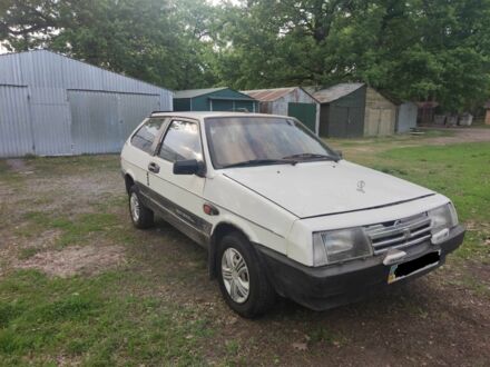 ВАЗ 2108 1986 у Знаменке на Automoto.ua Білий ВАЗ 2108, об'ємом двигуна 0 л та пробігом 1 тис. км за 900 $, фото 1 на Automoto.ua