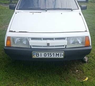 ВАЗ 2108 1986 у Полтаві на Automoto.ua Білий ВАЗ 2108, об'ємом двигуна 1.29 л та пробігом 999 тис. км за 800 $, фото 1 на Automoto.ua