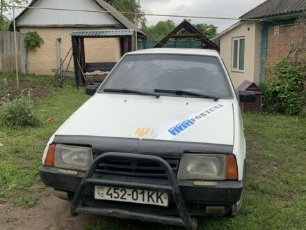 ВАЗ 2108 1986 у Вінниці на Automoto.ua Білий ВАЗ 2108, об'ємом двигуна 1.3 л та пробігом 250 тис. км за 600 $, фото 1 на Automoto.ua