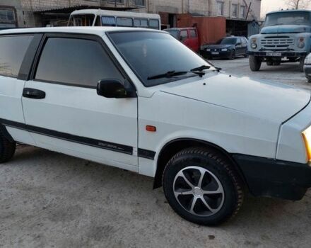 Белый ВАЗ 2108, объемом двигателя 1.3 л и пробегом 128 тыс. км за 1000 $, фото 1 на Automoto.ua