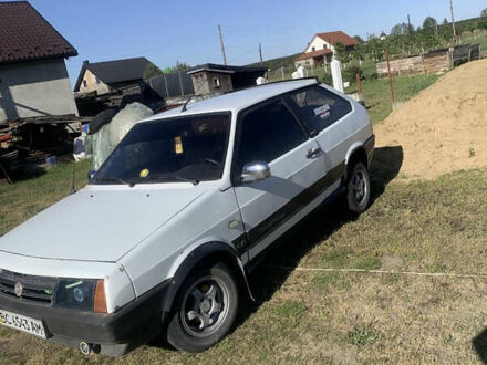 ВАЗ 2108 1987 в Яворове на Automoto.ua Белый ВАЗ 2108, объемом двигателя 1.5 л и пробегом 100 тыс. км за 1500 $, фото 1 на Automoto.ua
