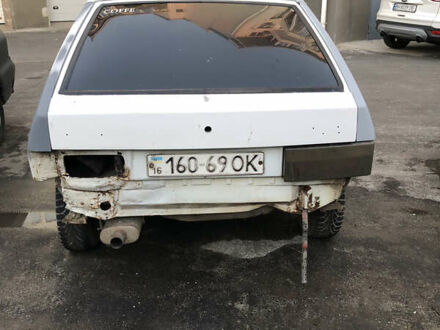 Белый ВАЗ 2108, объемом двигателя 1.3 л и пробегом 150 тыс. км за 500 $, фото 1 на Automoto.ua