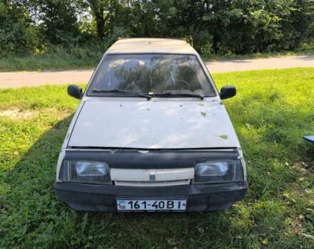 Белый ВАЗ 2108, объемом двигателя 1 л и пробегом 96 тыс. км за 243 $, фото 1 на Automoto.ua