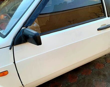 Белый ВАЗ 2108, объемом двигателя 1.3 л и пробегом 215 тыс. км за 1600 $, фото 1 на Automoto.ua