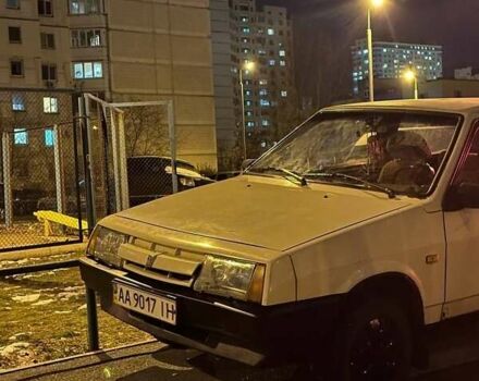 Белый ВАЗ 2108, объемом двигателя 1.3 л и пробегом 58 тыс. км за 850 $, фото 1 на Automoto.ua