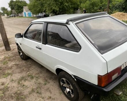 Белый ВАЗ 2108, объемом двигателя 1.3 л и пробегом 160 тыс. км за 1000 $, фото 1 на Automoto.ua
