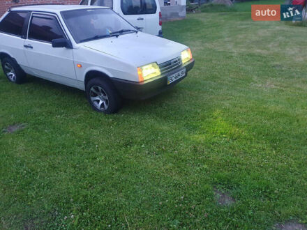 ВАЗ 2108 1987 в Львове на Automoto.ua Белый ВАЗ 2108, объемом двигателя 1.3 л и пробегом 190 тыс. км за 1300 $, фото 1 на Automoto.ua