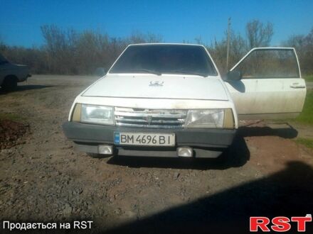 ВАЗ 2108 1987 у Богодухове на Automoto.ua Білий ВАЗ 2108, об'ємом двигуна 1.3 л та пробігом 0 тис. км за 370 $, фото 1 на Automoto.ua
