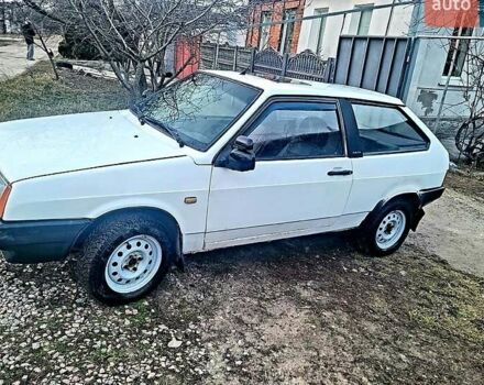 Белый ВАЗ 2108, объемом двигателя 1.3 л и пробегом 42 тыс. км за 900 $, фото 1 на Automoto.ua