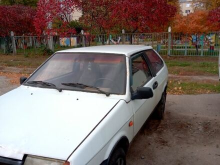 Белый ВАЗ 2108, объемом двигателя 1.5 л и пробегом 252 тыс. км за 650 $, фото 1 на Automoto.ua