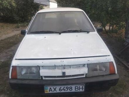 ВАЗ 2108 1987 в Днепре (Днепропетровске) на Automoto.ua Белый ВАЗ 2108, объемом двигателя 1.3 л и пробегом 100 тыс. км за 723 $, фото 1 на Automoto.ua
