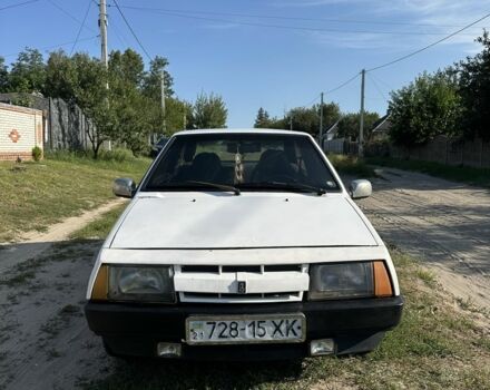 Білий ВАЗ 2108, об'ємом двигуна 1.5 л та пробігом 200 тис. км за 900 $, фото 1 на Automoto.ua