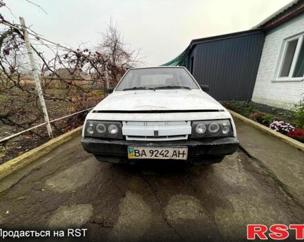 Белый ВАЗ 2108, объемом двигателя 1.5 л и пробегом 77 тыс. км за 500 $, фото 1 на Automoto.ua