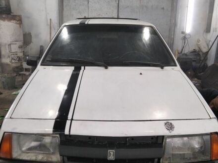 Белый ВАЗ 2108, объемом двигателя 1.3 л и пробегом 89 тыс. км за 850 $, фото 1 на Automoto.ua