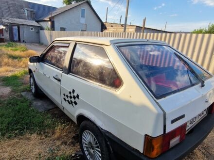 ВАЗ 2108 1988 в Кривом Роге на Automoto.ua Белый ВАЗ 2108, объемом двигателя 0 л и пробегом 90 тыс. км за 697 $, фото 1 на Automoto.ua