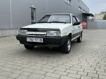ВАЗ 2108 1988 в Ивано-Франковске на Automoto.ua Белый ВАЗ 2108, объемом двигателя 0 л и пробегом 300 тыс. км за 770 $, фото 1 на Automoto.ua
