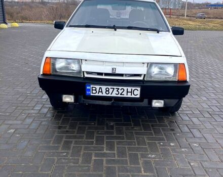 Белый ВАЗ 2108, объемом двигателя 1.3 л и пробегом 145 тыс. км за 1150 $, фото 1 на Automoto.ua