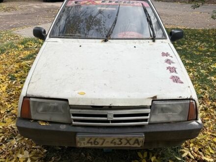 ВАЗ 2108 1988 в Славянске на Automoto.ua Белый ВАЗ 2108, объемом двигателя 1.6 л и пробегом 2 тыс. км за 480 $, фото 1 на Automoto.ua