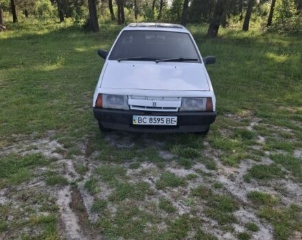 Белый ВАЗ 2108, объемом двигателя 1 л и пробегом 500 тыс. км за 550 $, фото 1 на Automoto.ua