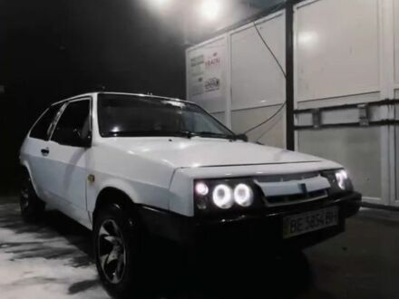 Белый ВАЗ 2108, объемом двигателя 1.3 л и пробегом 240 тыс. км за 1500 $, фото 1 на Automoto.ua