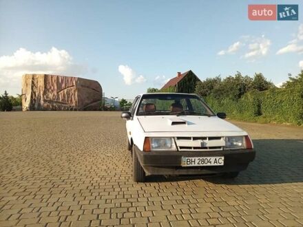 ВАЗ 2108 1988 в Одессе на Automoto.ua Белый ВАЗ 2108, объемом двигателя 1.3 л и пробегом 70 тыс. км за 1200 $, фото 1 на Automoto.ua