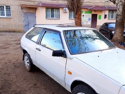 ВАЗ 2108 1989 в Николаеве на Automoto.ua Белый ВАЗ 2108, объемом двигателя 1.3 л и пробегом 300 тыс. км за 650 $, фото 1 на Automoto.ua