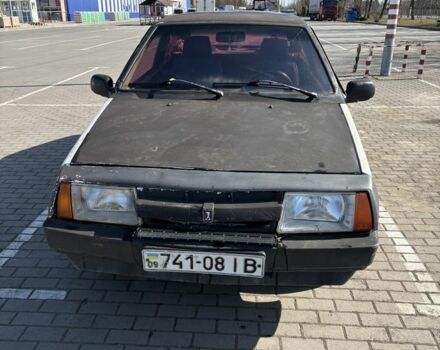 Белый ВАЗ 2108, объемом двигателя 0 л и пробегом 100 тыс. км за 500 $, фото 1 на Automoto.ua