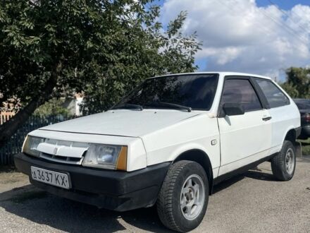 Белый ВАЗ 2108, объемом двигателя 1.3 л и пробегом 225 тыс. км за 558 $, фото 1 на Automoto.ua