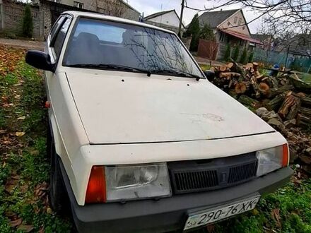 Белый ВАЗ 2108, объемом двигателя 1.3 л и пробегом 0 тыс. км за 710 $, фото 1 на Automoto.ua