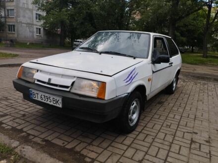 ВАЗ 2108 1989 у Кривому Розі на Automoto.ua Білий ВАЗ 2108, об'ємом двигуна 1.3 л та пробігом 150 тис. км за 605 $, фото 1 на Automoto.ua
