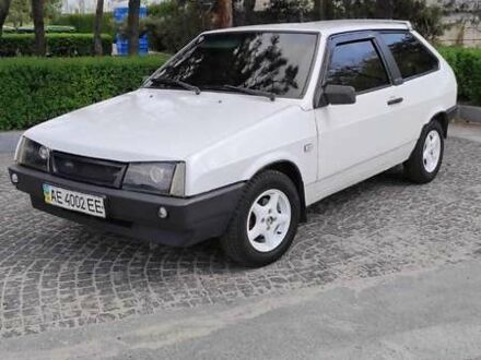 Белый ВАЗ 2108, объемом двигателя 1.5 л и пробегом 850 тыс. км за 1700 $, фото 1 на Automoto.ua