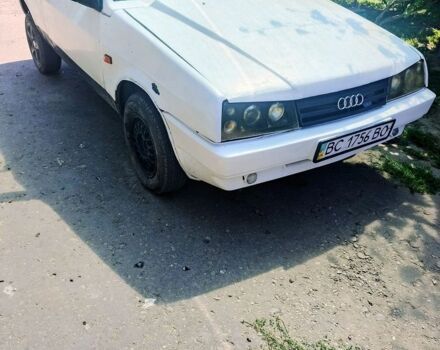 Белый ВАЗ 2108, объемом двигателя 1.3 л и пробегом 200 тыс. км за 449 $, фото 1 на Automoto.ua