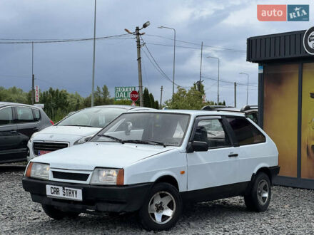 ВАЗ 2108 1989 в Стрые на Automoto.ua Белый ВАЗ 2108, объемом двигателя 1.5 л и пробегом 206 тыс. км за 999 $, фото 1 на Automoto.ua
