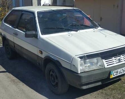 Белый ВАЗ 2108, объемом двигателя 1.3 л и пробегом 300 тыс. км за 552 $, фото 1 на Automoto.ua