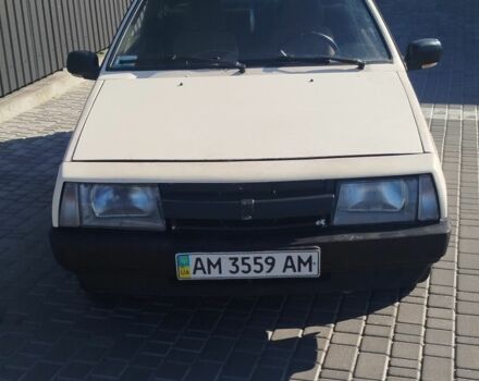 Белый ВАЗ 2108, объемом двигателя 1 л и пробегом 100 тыс. км за 600 $, фото 1 на Automoto.ua