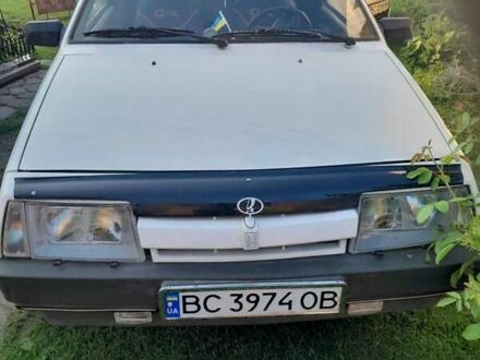 ВАЗ 2108 1990 у Ходорів на Automoto.ua Білий ВАЗ 2108, об'ємом двигуна 1.1 л та пробігом 50 тис. км за 550 $, фото 1 на Automoto.ua