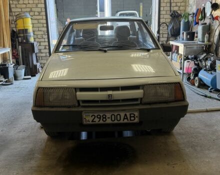 Белый ВАЗ 2108, объемом двигателя 1.3 л и пробегом 60 тыс. км за 1300 $, фото 1 на Automoto.ua