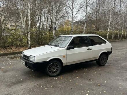 Белый ВАЗ 2108, объемом двигателя 1.6 л и пробегом 200 тыс. км за 2500 $, фото 1 на Automoto.ua