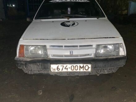 Білий ВАЗ 2108, об'ємом двигуна 1 л та пробігом 200 тис. км за 403 $, фото 1 на Automoto.ua