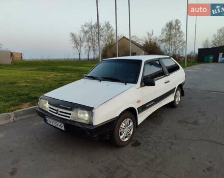 Белый ВАЗ 2108, объемом двигателя 1.5 л и пробегом 70 тыс. км за 1100 $, фото 1 на Automoto.ua