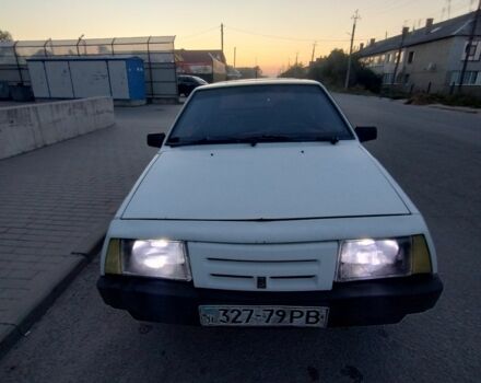 Белый ВАЗ 2108, объемом двигателя 0 л и пробегом 200 тыс. км за 500 $, фото 1 на Automoto.ua