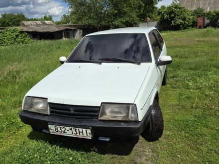 Белый ВАЗ 2108, объемом двигателя 2 л и пробегом 3 тыс. км за 680 $, фото 1 на Automoto.ua