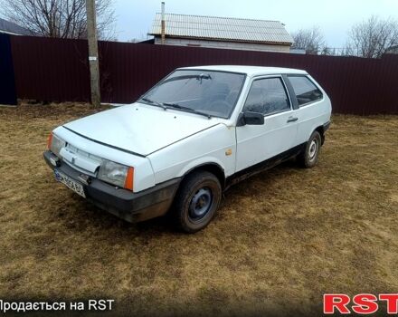 Белый ВАЗ 2108, объемом двигателя 1.3 л и пробегом 83 тыс. км за 450 $, фото 1 на Automoto.ua